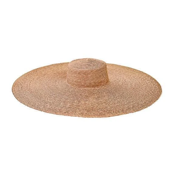 Vintage-style straw hat for men with classic design and retro influence -On Holiday - Oversized Wide Brim Sun Hat