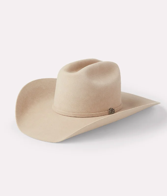 Authentic cowboy hats with metal buckles for men with rugged western flair -The Republic :: Sand