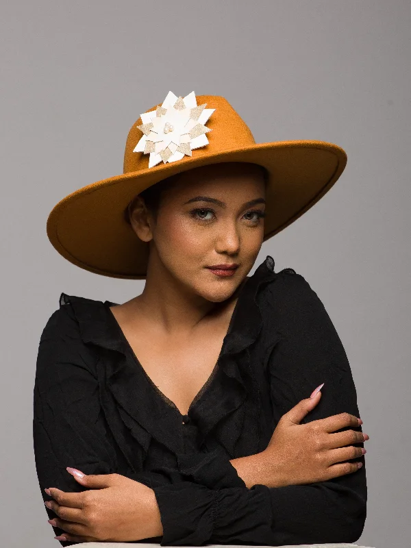 Elegant felt hat with velvet ribbon accent -Cowboy Hat Western Felt (Larch)