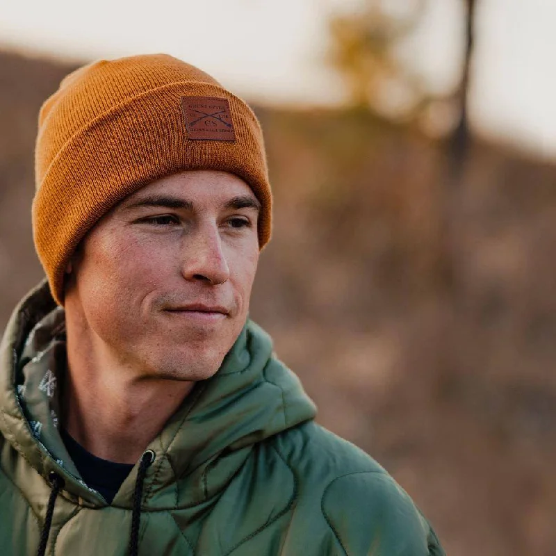 Classic navy cap for timeless wardrobe staple -Cuffed Beanie - Coyote