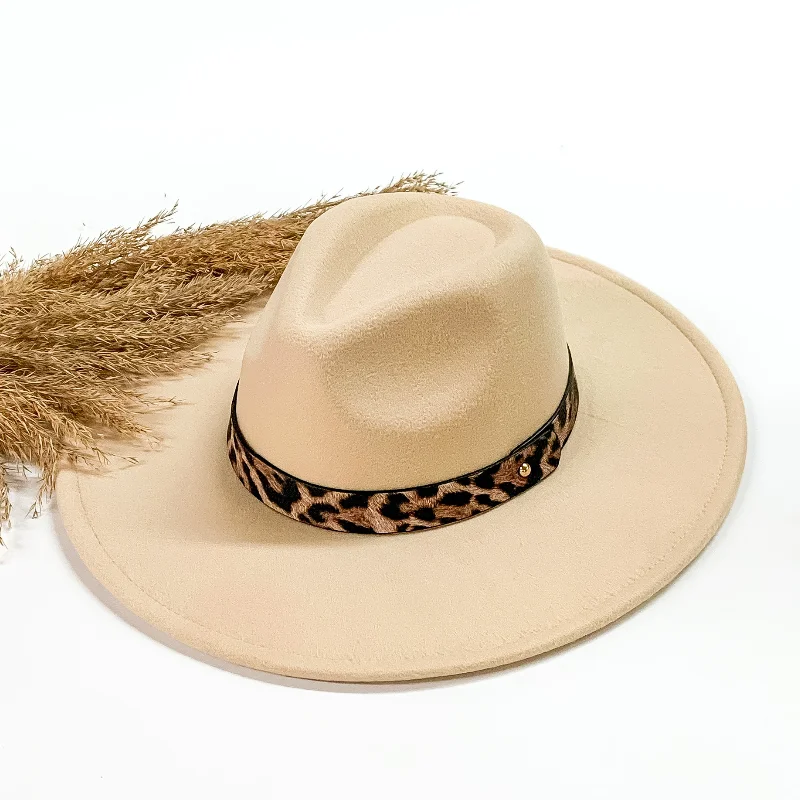 Stylish felt hat with leather trim details -Best of Me Rancher Faux Felt Hat with Leopard Print Hat Band in Ivory