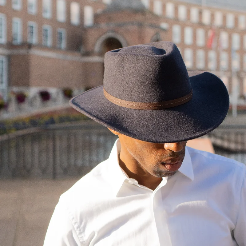 Classic black felt hat for versatile wear -The Hardy - Lightweight Wide Brimmed Fedora