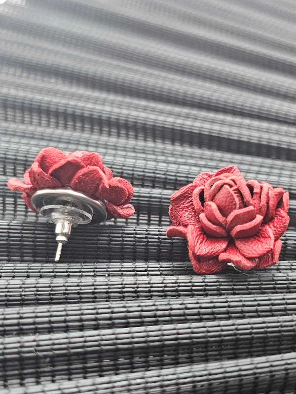 Vintage wool felt hat with worn charm -Rosey- Chic Red Leather Flower Stud Earrings