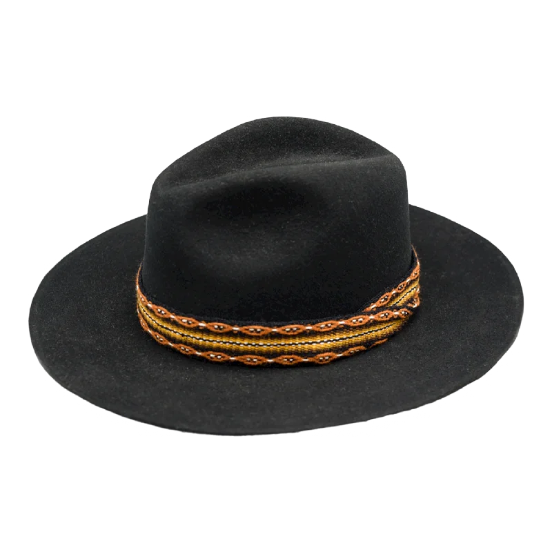 Soft felt hat with smooth texture finish -XO - Black