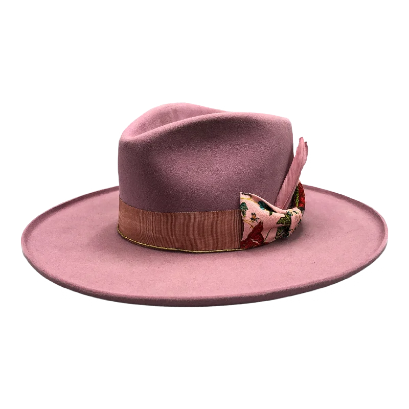 Trendy felt hat for modern urban outfits -Procession in Pink