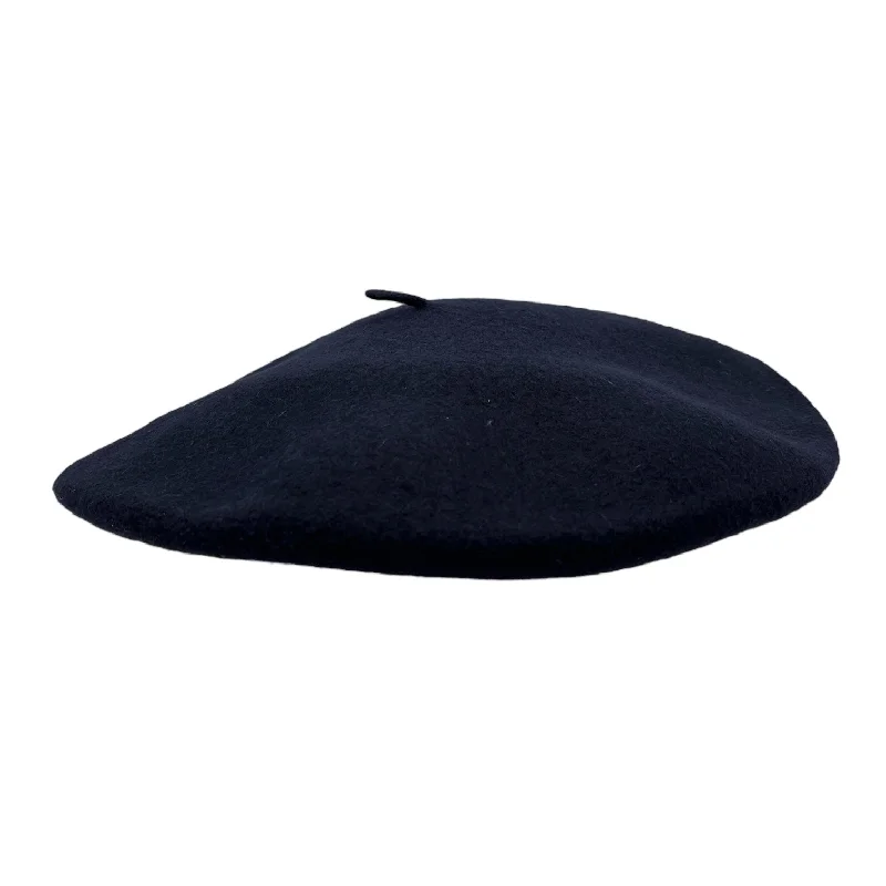 Rugged felt hat with weather-resistant finish -Gaucho Beret - Navy Wool